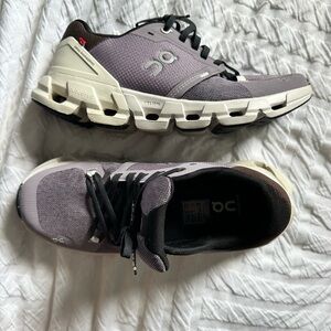 On Cloudstratus Purple Sneakers